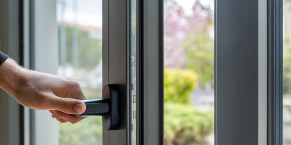 Puertas y Ventanas Seguridad de Aluminio / PVC la Fatarella · Insonorización del Ruido